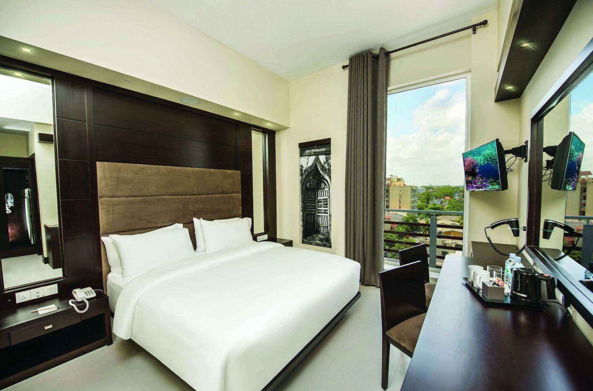 Fair View Hotel Colombo Extérieur photo